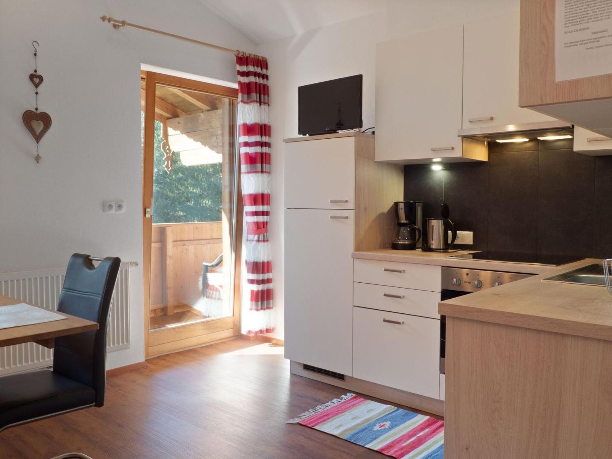 Lovely Apartment With Terrace In Fuegenberg Exterior foto